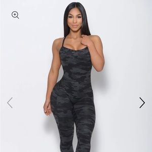 Bombshell sculpted body suit charcoal/black camo